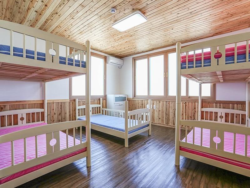 Be Road House Hotel Jeju Phòng bức ảnh