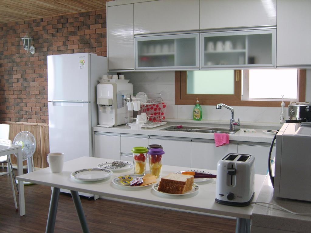 Be Road House Hotel Jeju Ngoại thất bức ảnh